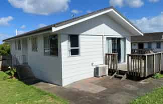 1/10 Cranberry Place, Bucklands Beach