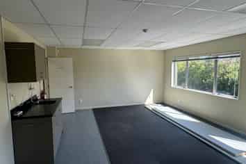 Tidy Casebrook Warehouse/Office!