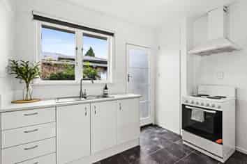 2/201 Kenilworth Road, Mayfair