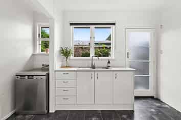 2/201 Kenilworth Road, Mayfair