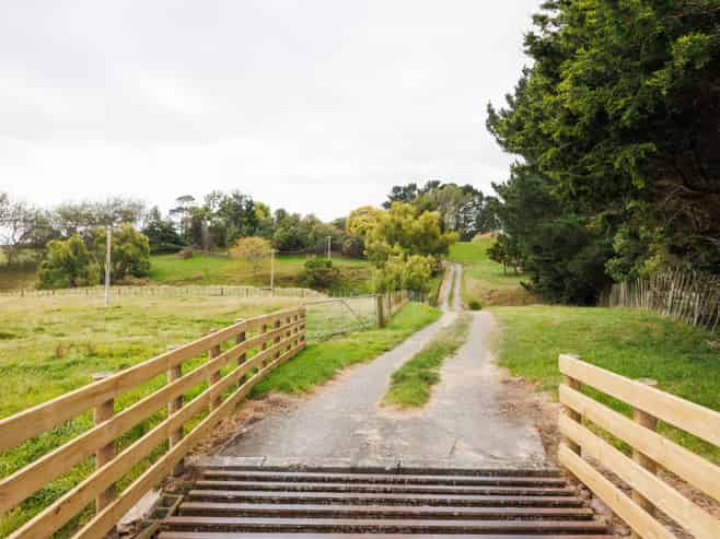 815 Reid Line East, Bunnythorpe