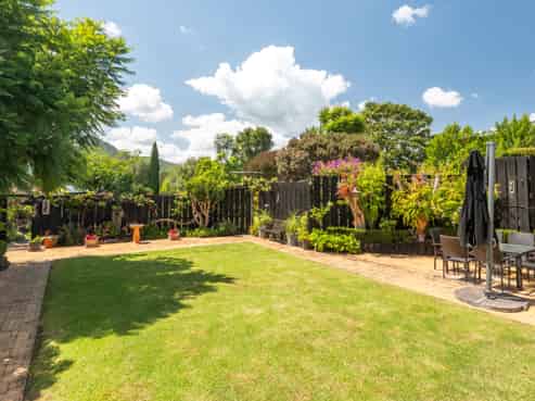 213 Tony Avenue, Thames