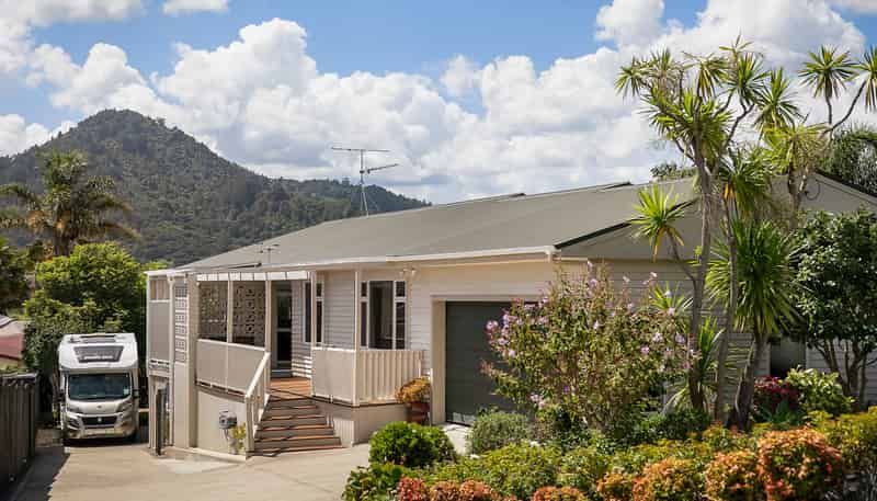 213 Tony Avenue, Thames