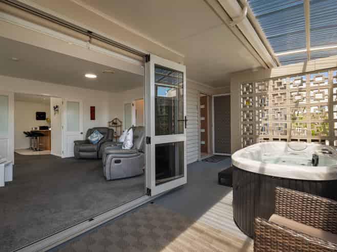 213 Tony Avenue, Thames