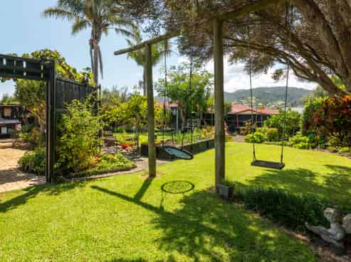 213 Tony Avenue, Thames