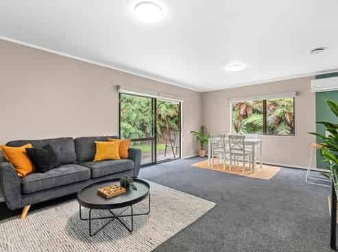 6b Waterloo Place, Westown