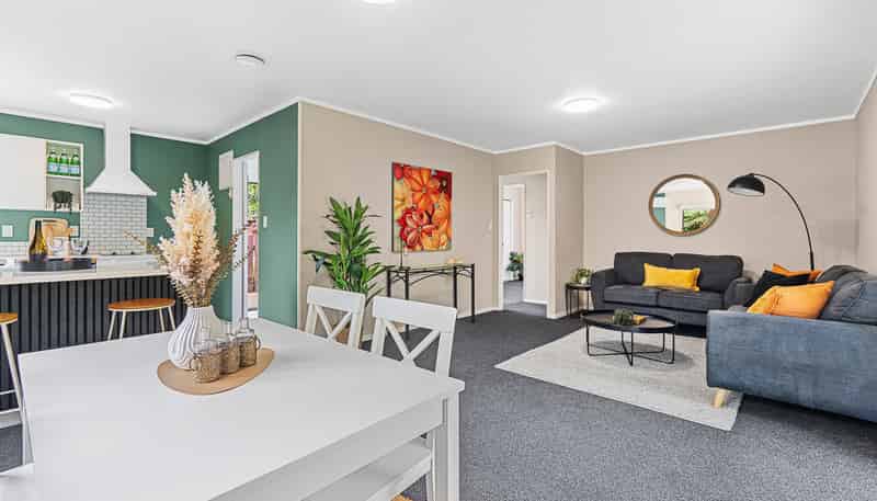 6b Waterloo Place, Westown