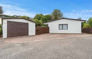 6b Waterloo Place, Westown