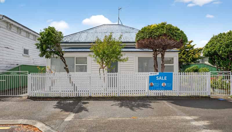 69 Holloway Street, Carterton