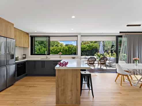 2 Carlisle Street, Glendowie