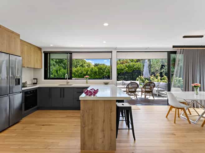 2 Carlisle Street, Glendowie