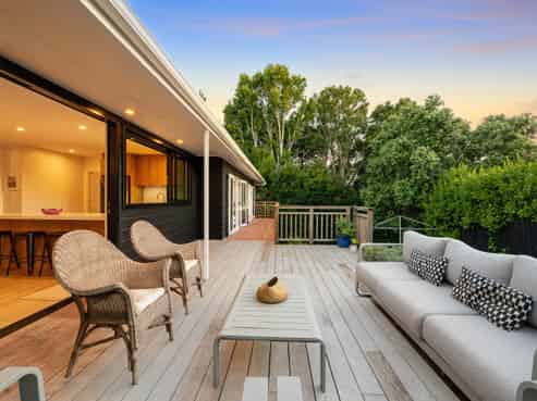 2 Carlisle Street, Glendowie