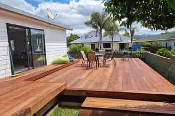 300B Williamson Road, Whangamata