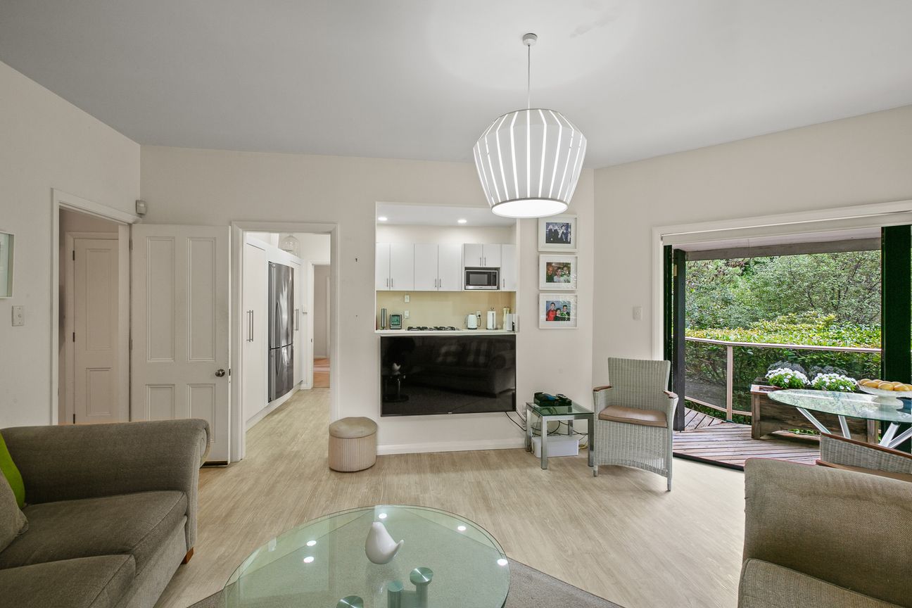 Spacious Home, Teen Approved - Widok 6
