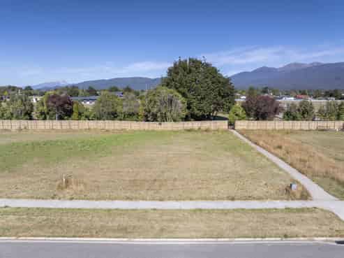 63 Tukare Loop, Te Anau