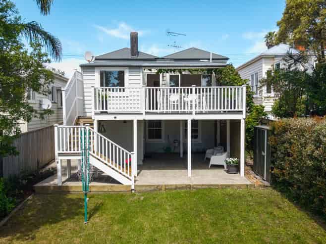 108 Calliope Road, Devonport