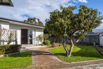 7 Seddon Street, Masterton