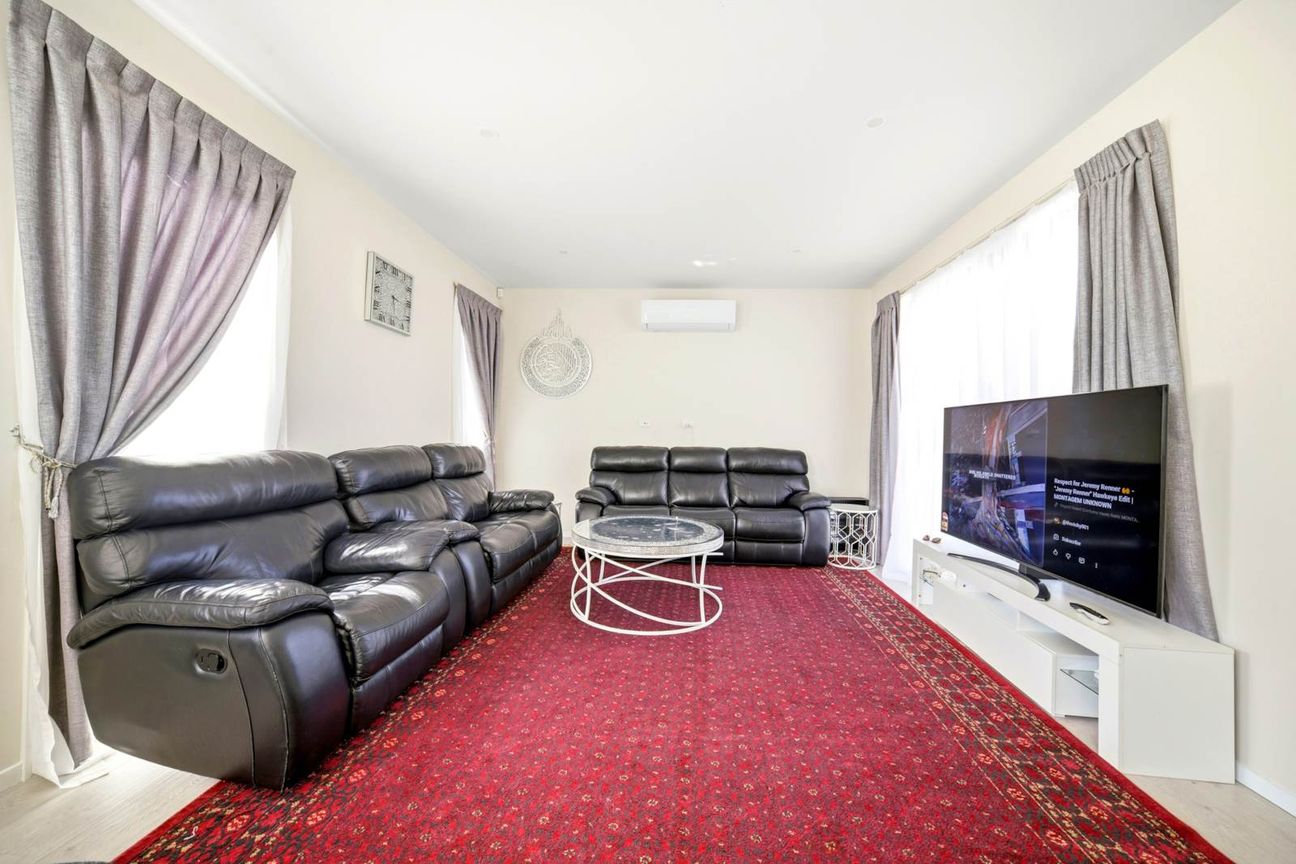 Double Garage + 4 bedroom  Modern Corner Living - Ansicht 3