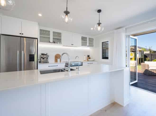 8 Oakdale Grove, Richmond