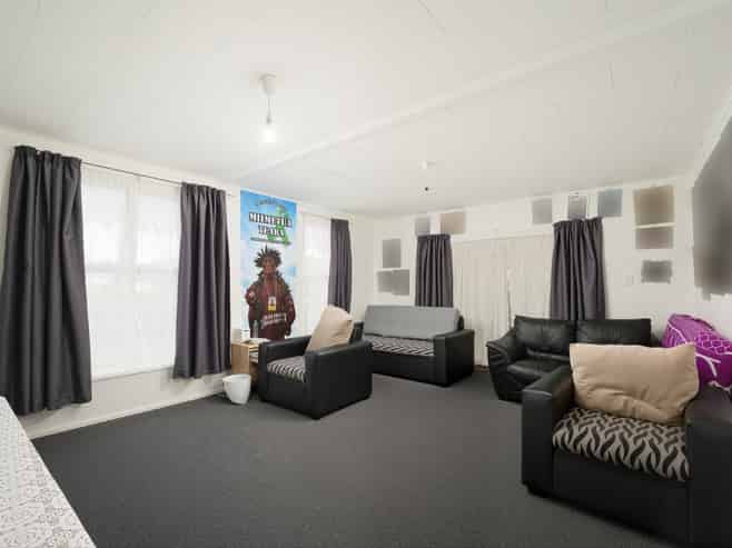 52 Robertson Road, Mangere East