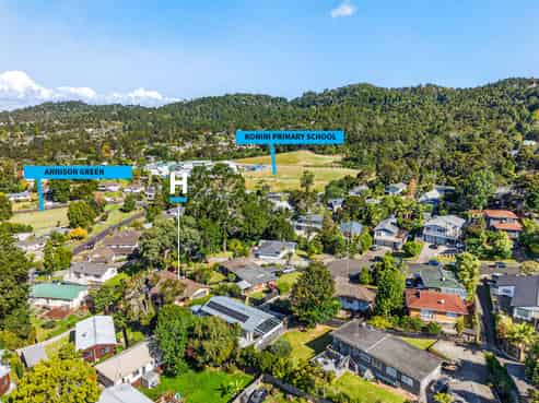 20B Puketitiro Street, Glen Eden