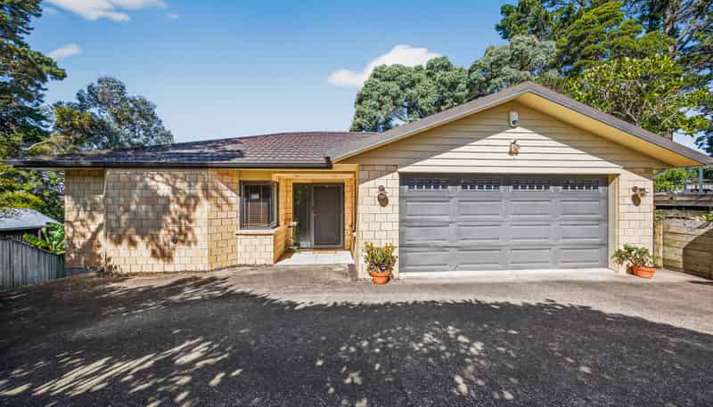 20B Puketitiro Street, Glen Eden