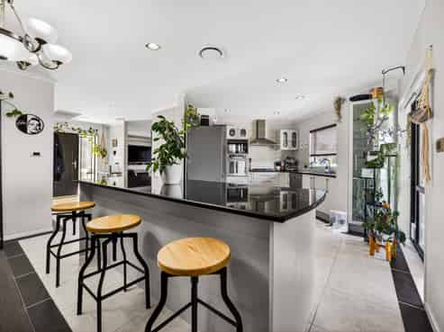 20B Puketitiro Street, Glen Eden