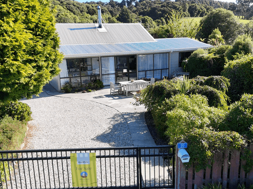 22 Arthur Road, Owaka