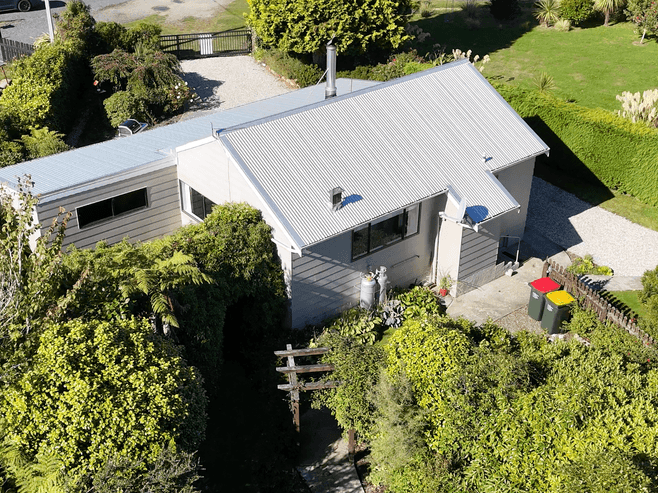 22 Arthur Road, Owaka