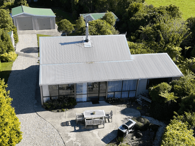 22 Arthur Road, Owaka