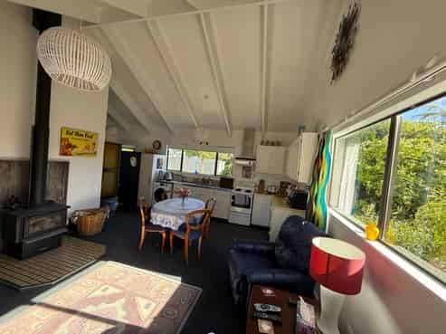 22 Arthur Road, Owaka