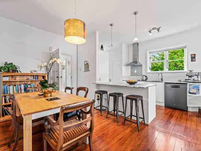 12 Achilles Crescent, Devonport