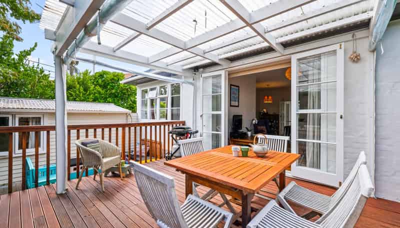 12 Achilles Crescent, Devonport