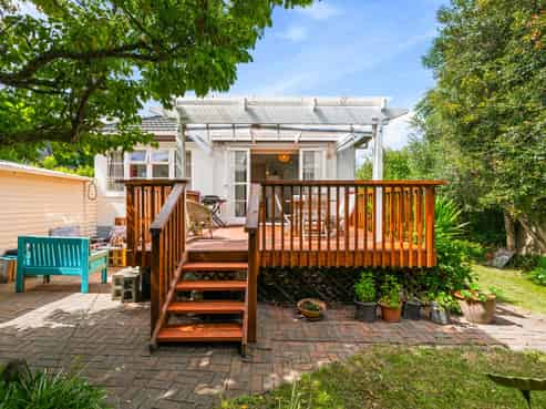 12 Achilles Crescent, Devonport