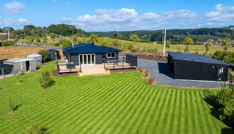 219 Moturata Road, Taieri Beach, Taieri Mouth