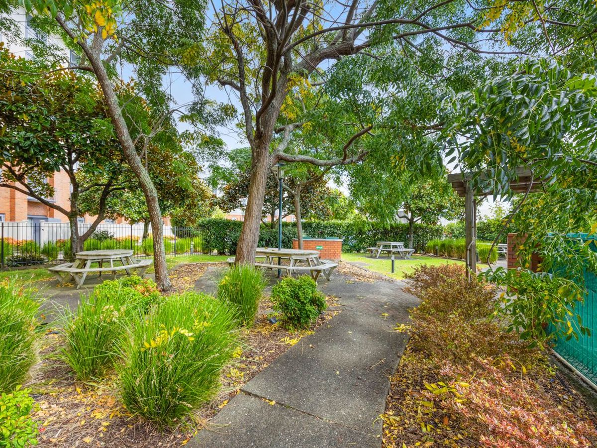 5K/10 Crown Lynn Place, New Lynn, Waitakere City, Auckland - Photo 3