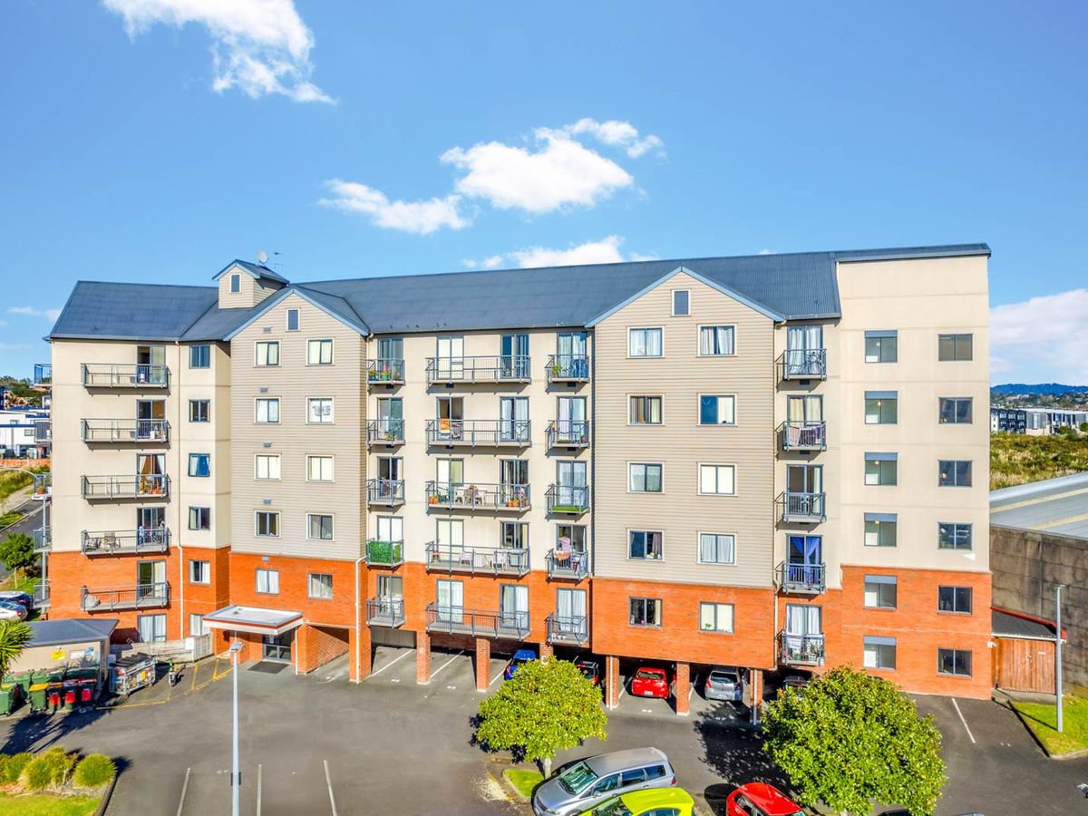 5K/10 Crown Lynn Place, New Lynn, Waitakere City, Auckland - Photo 2