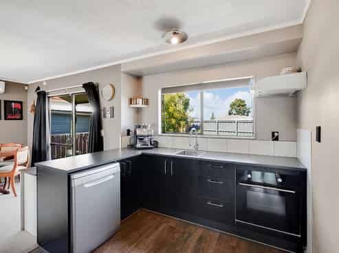 375 Cobham Drive, Hillcrest