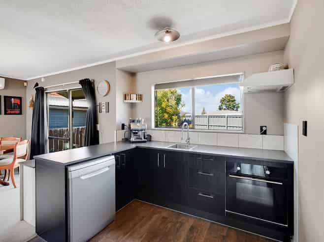 375 Cobham Drive, Hillcrest