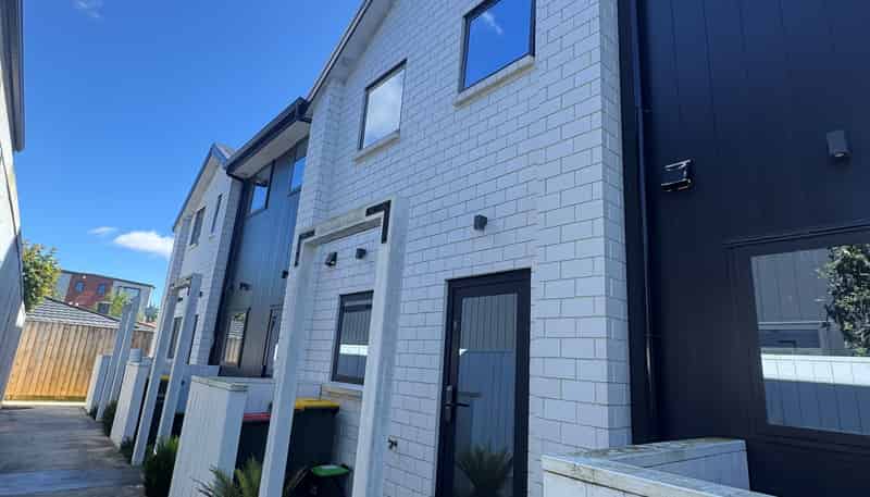 9/87 Taikata Road, Te Atatu Peninsula