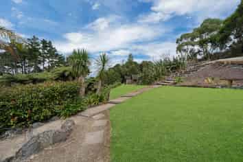 291 Hill Road, The Gardens