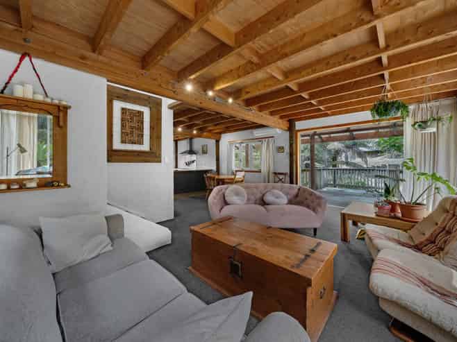 291 Hill Road, The Gardens