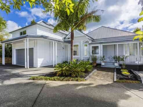 10 Olwyn Place, Greenhithe