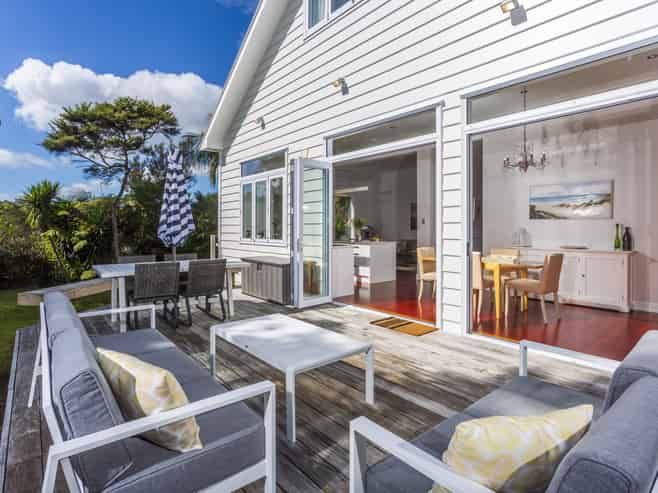 10 Olwyn Place, Greenhithe