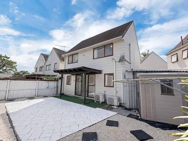 11/19A Gray Avenue, Mangere East