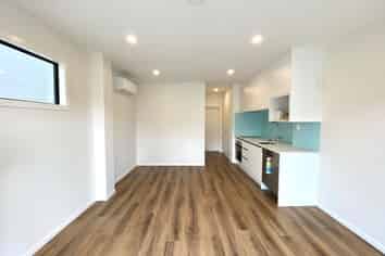 49A Joshua Carder Dr, Hobsonville