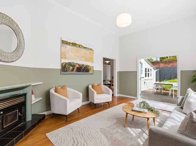 68 The Parade, Island Bay