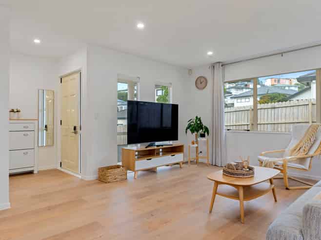 2/1 Mossop Rise, Glenfield