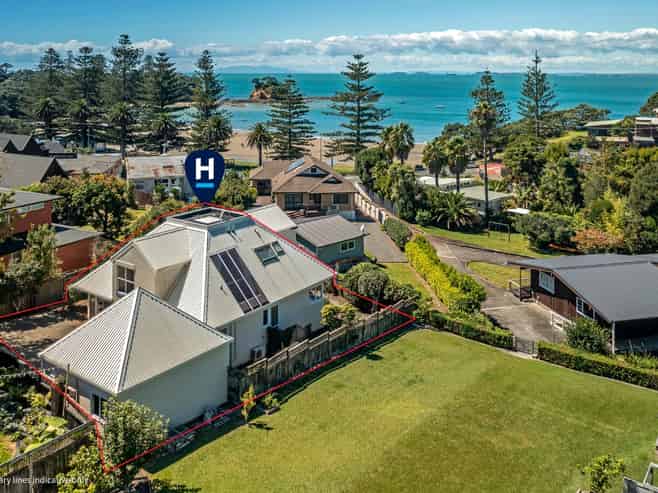 2/99 Hebron Road, Waiake