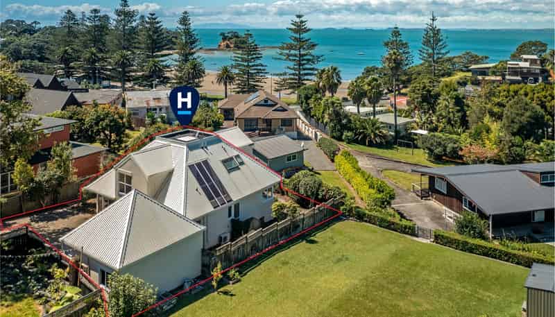 2/99 Hebron Road, Waiake